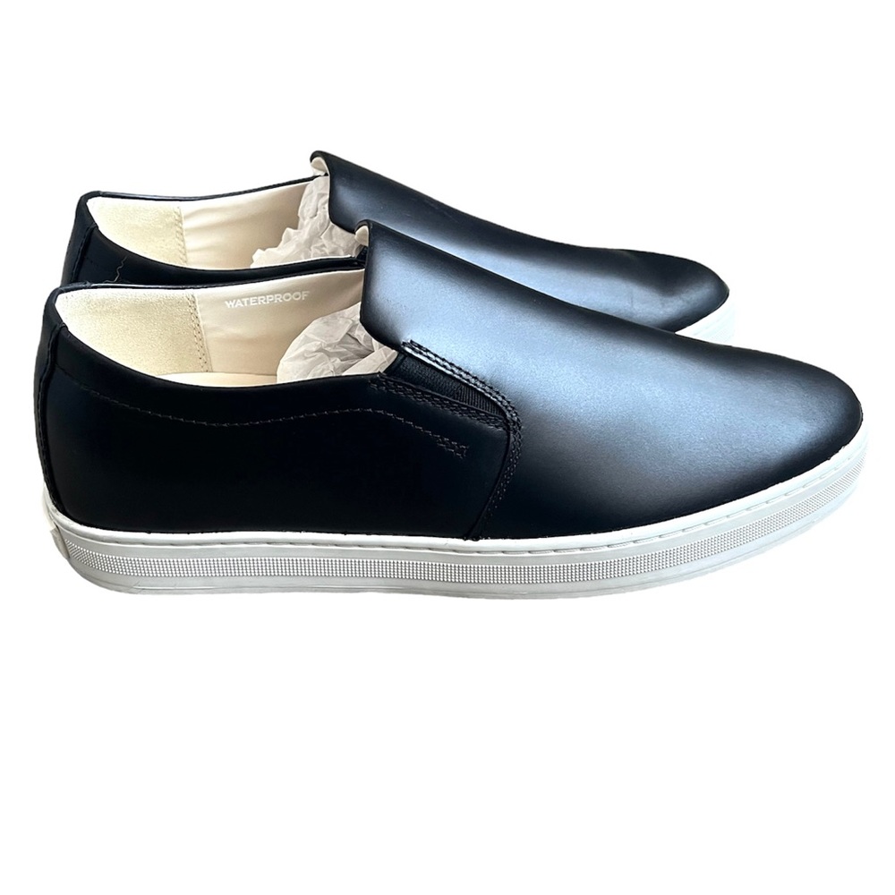 NIB Sorel Men’s waterproof caribou mod slip on shoe